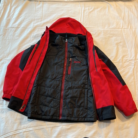 Marmot Kids Winter Ski Jacket, 2 layer, attached hood, red & black size Large - Picture 6 of 8